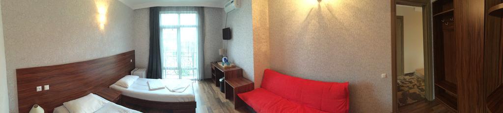 Guest House Smile Kobuleti Zimmer foto
